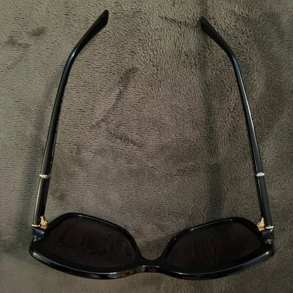 Dolce & Gabbana polarized black sunglasses style 4244 - Picture 6 of 9